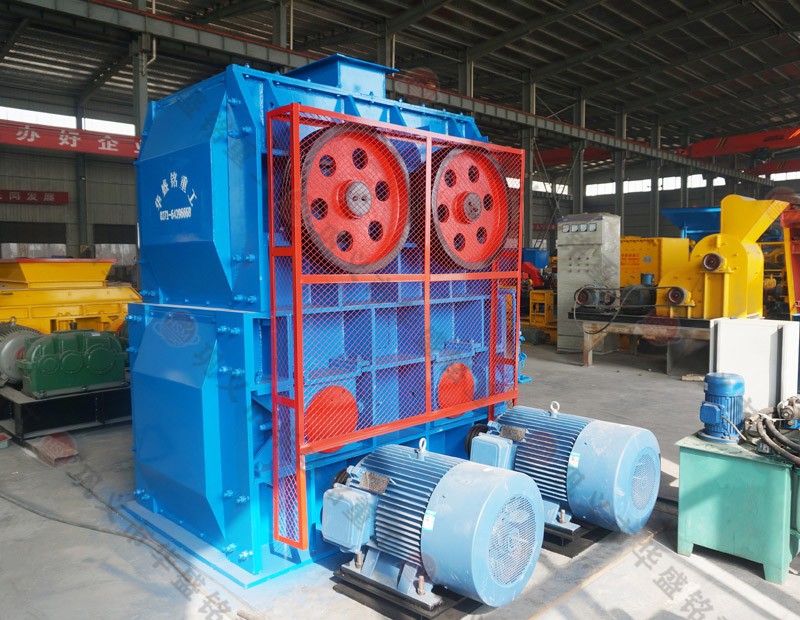 銑刨料四齒輥破碎機(jī) 